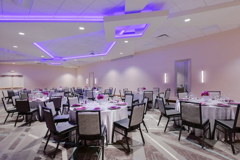 Hotel Holiday Inn La Mirada