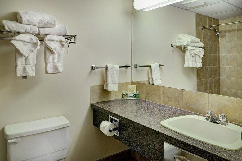 Hotel Lakeview Inns & Suites - Drayton Valley