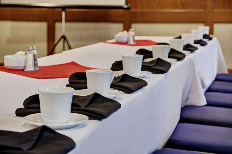 Hotel Lakeview Inns & Suites - Drayton Valley