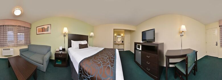 Motel University Inn & Suites