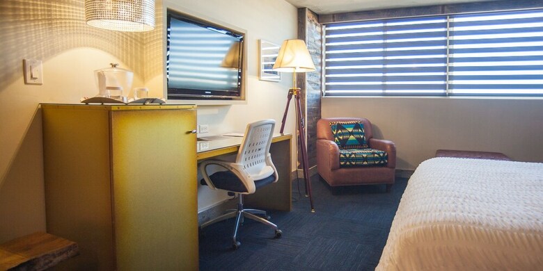The Rushmore Hotel & Suites, Bw Premier Collection