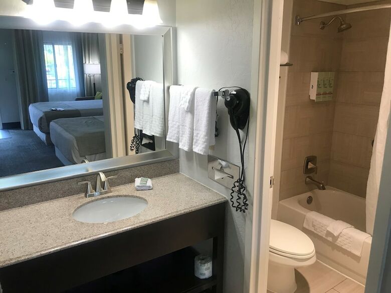 Best Western Innsuites Phoenix Hotel & Suites