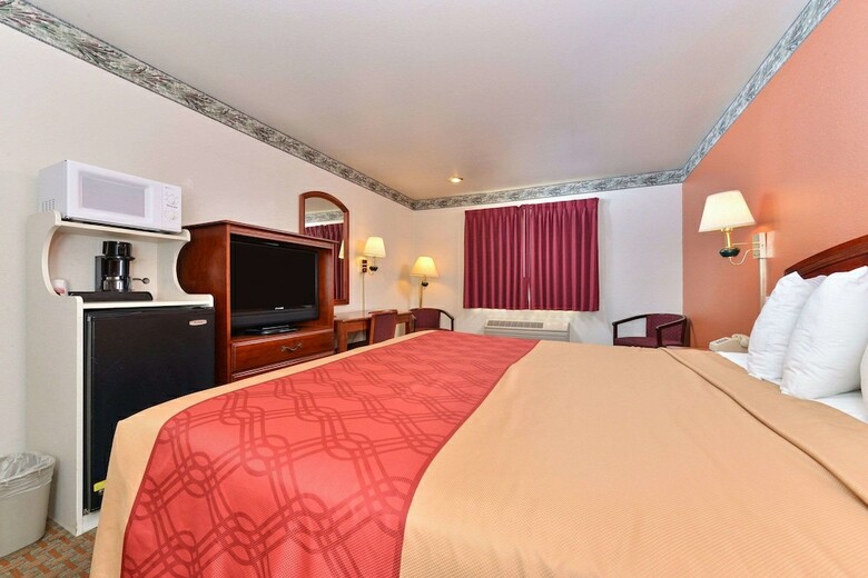 Hotel Econo Lodge Inn & Suites
