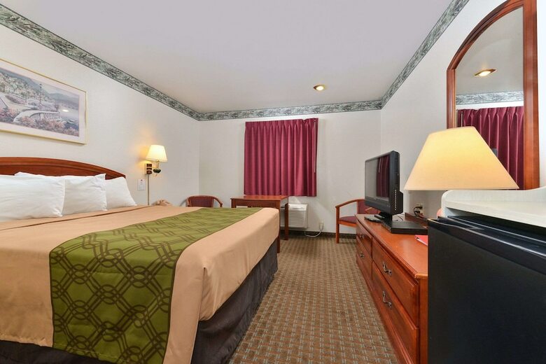 Hotel Econo Lodge Inn & Suites