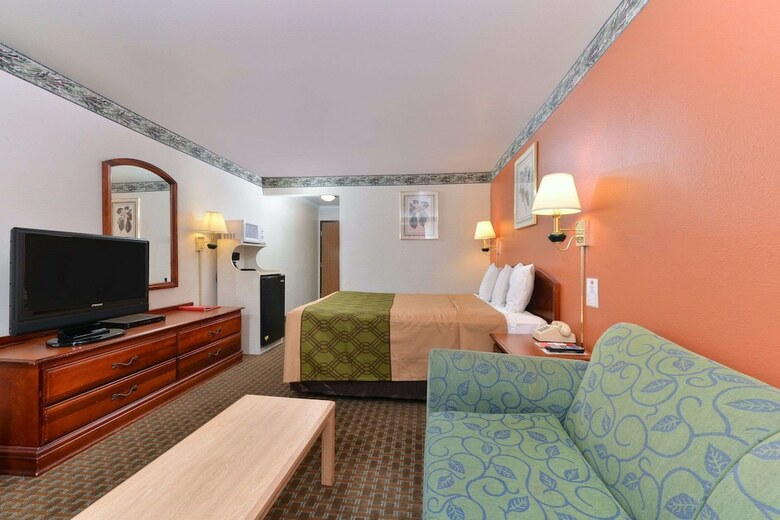 Hotel Econo Lodge Inn & Suites
