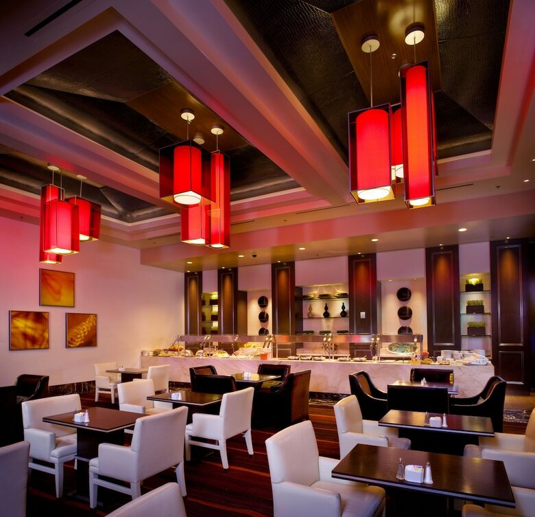 Hotel Pala Casino Spa And Resort