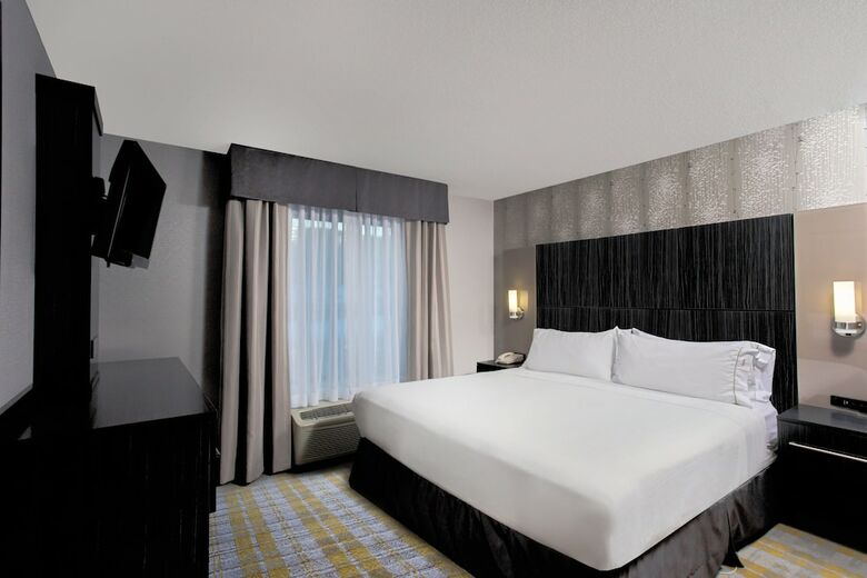 Holiday Express Hotel & Suites Cooperstown