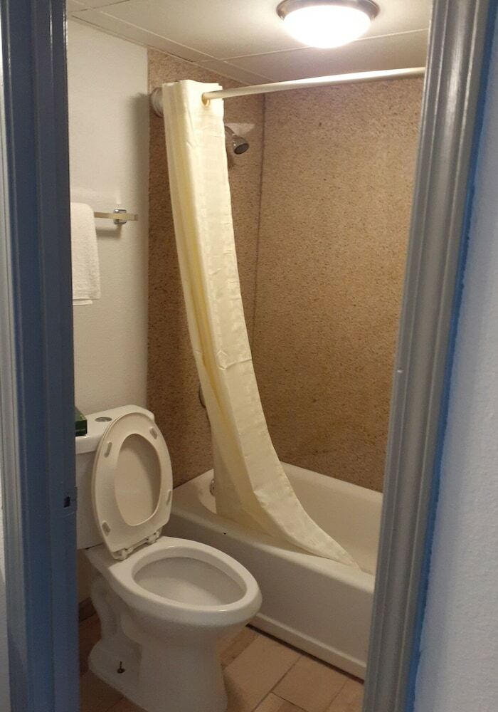 Motel Oyo Hotel Covington Ga