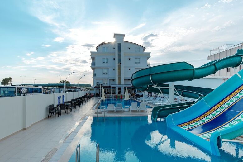Hotel Kadriye Sarp Otel