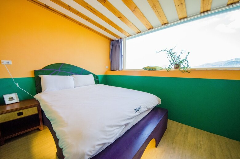Hotel Oasis Inn