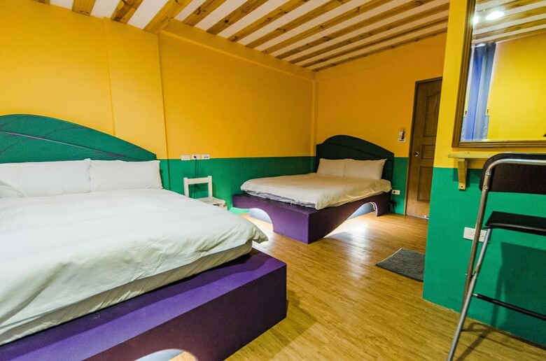 Hotel Oasis Inn