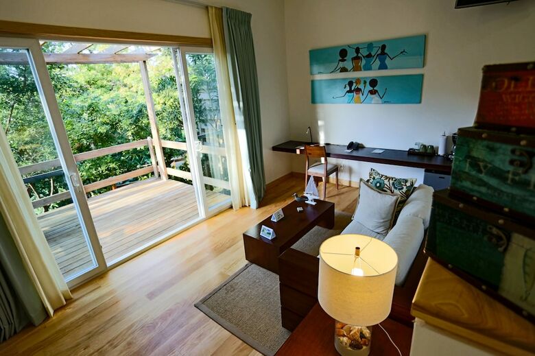 Hotel Grand Roatan Caribbean Resort