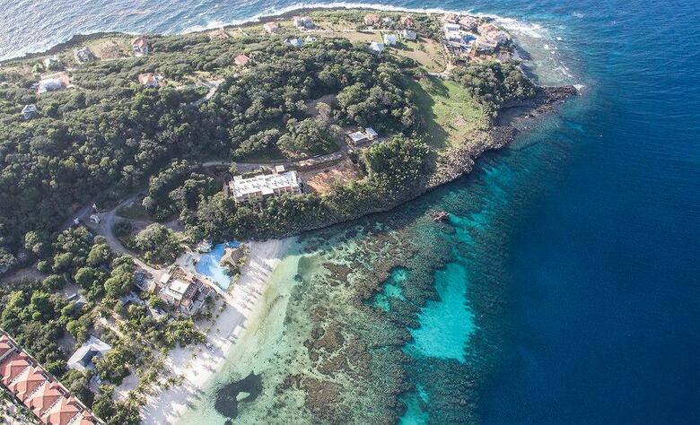 Hotel Grand Roatan Caribbean Resort