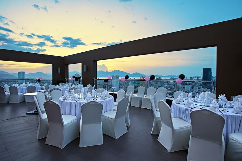 Vanda Hotel