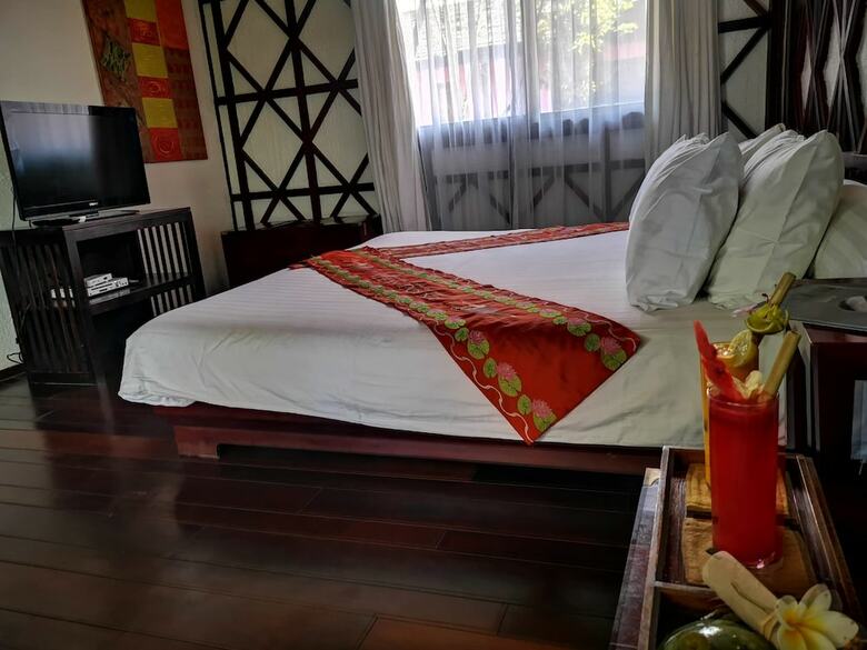 Hotel Viewpoint Lodge & Fine Cuisines