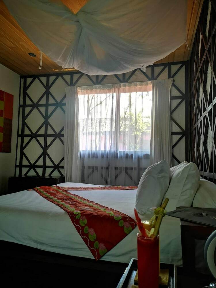 Hotel Viewpoint Lodge & Fine Cuisines