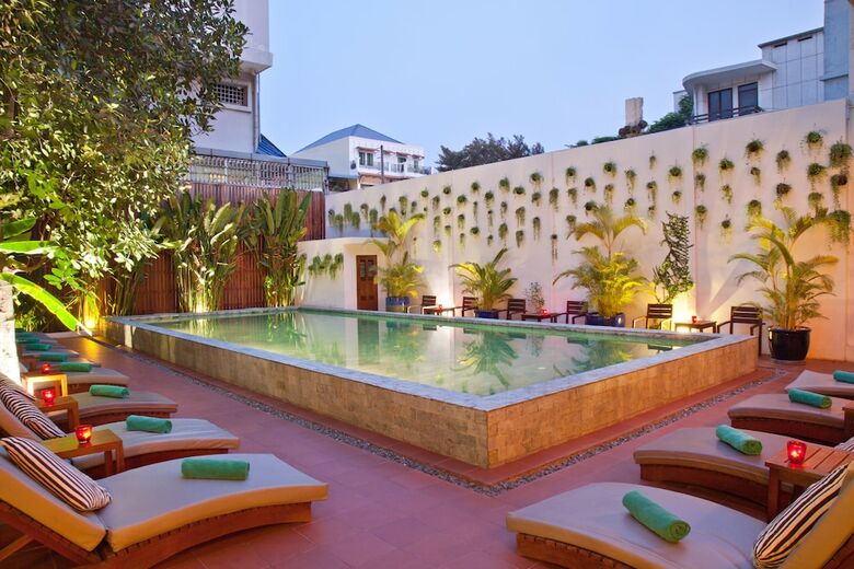 Teahouse Asian Urban Hotel