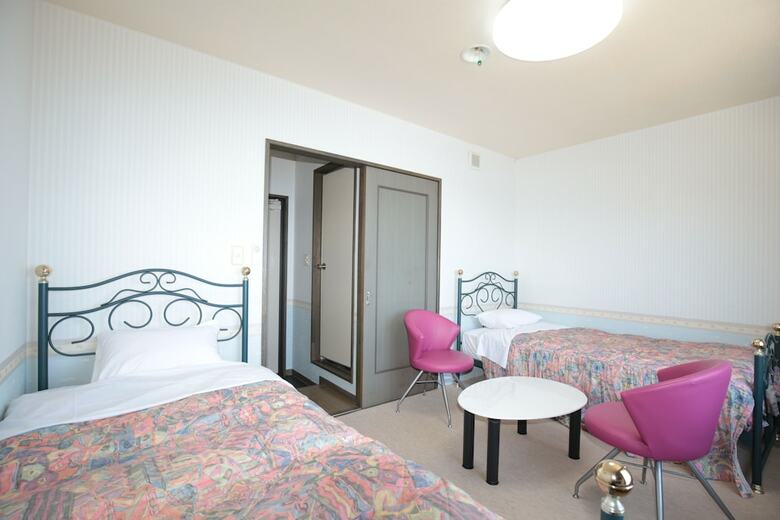 Iruka Hotel