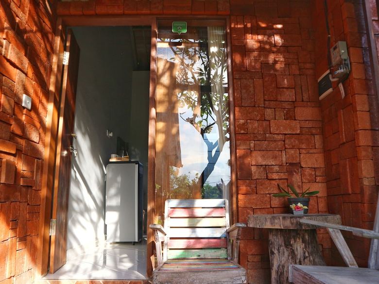 Hotel Louto Dmell Guesthouse