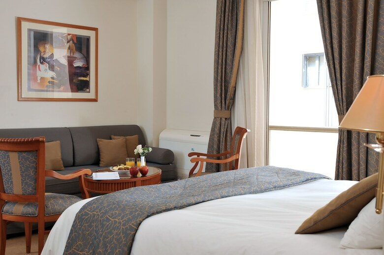 Athens Atrium Hotel And Suites