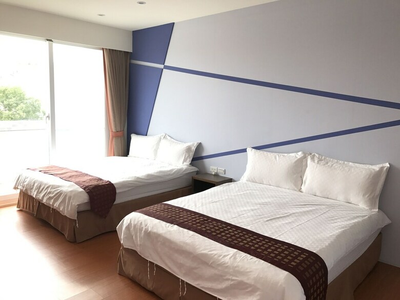 Bed & Breakfast Happy Life Hostel