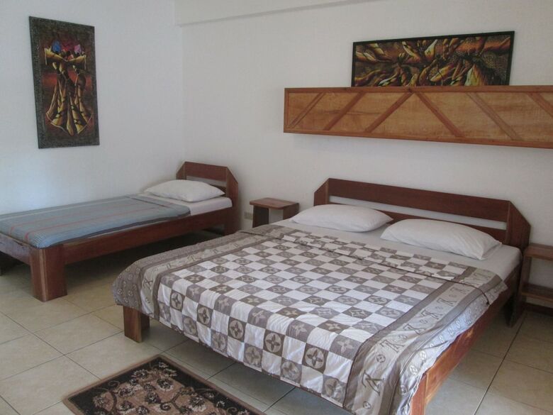 Hotel Bamboo Bungalows