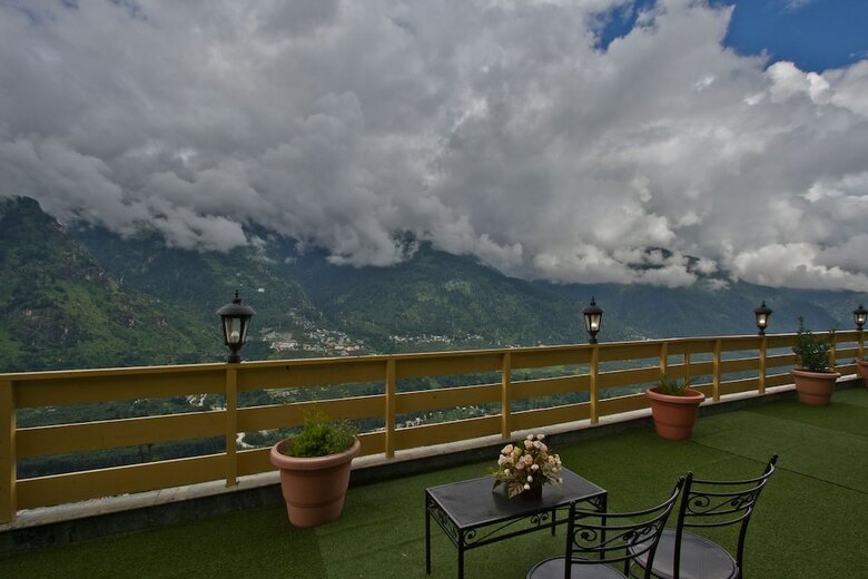 Hotel Vivaan The Sunrise Resort