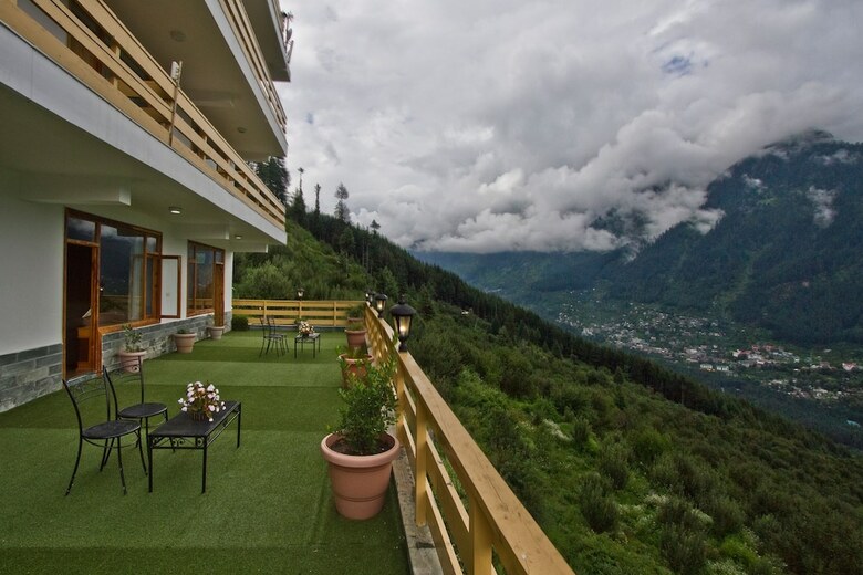 Hotel Vivaan The Sunrise Resort