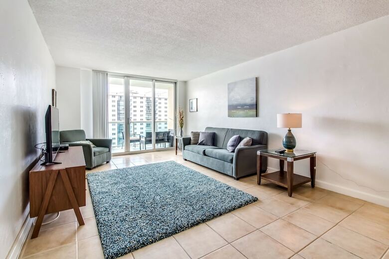 Ocean Reserve Oceanview Sunny Isles Luxury Condos