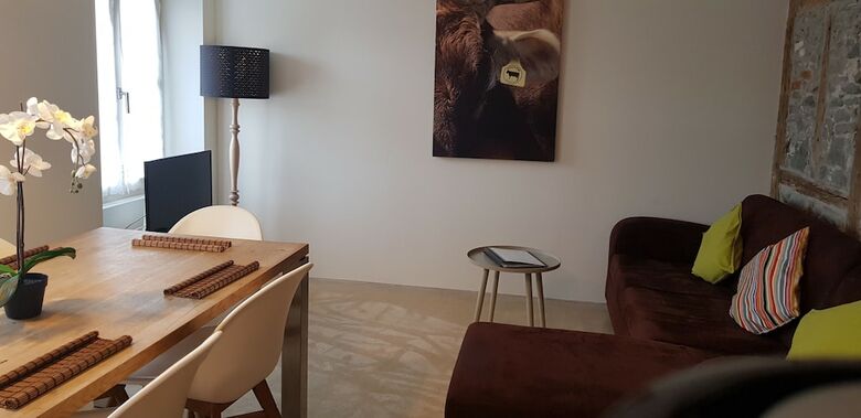 Easy Living Business Apartments