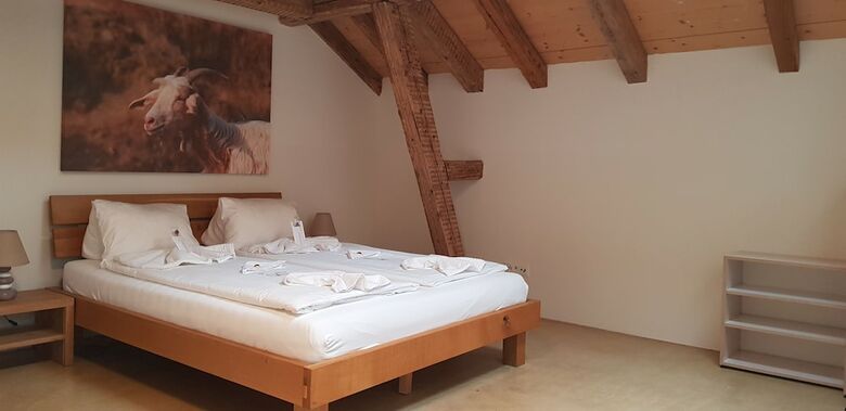 Easy Living Business Apartments
