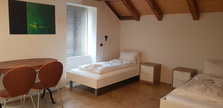 Easy Living Business Apartments