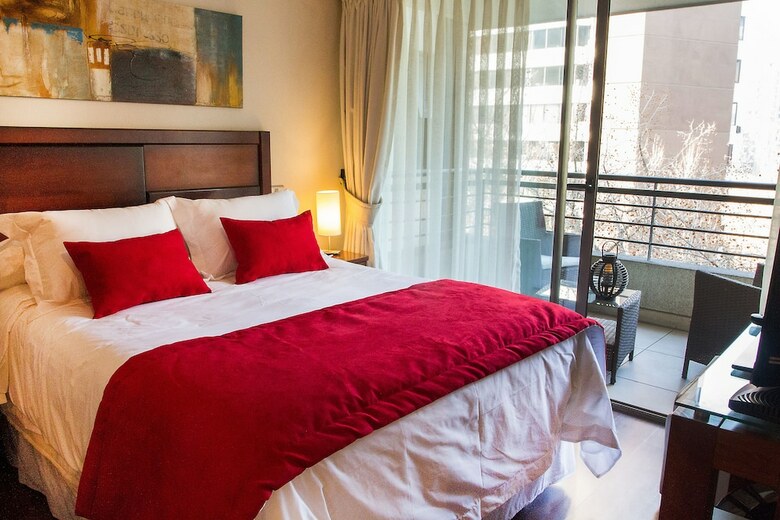 Providencia Town Apartments