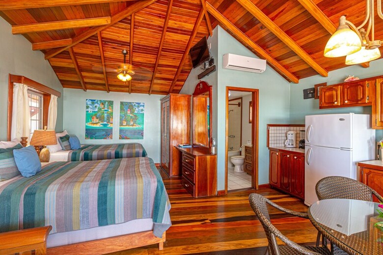 Posada Blue Tang Inn