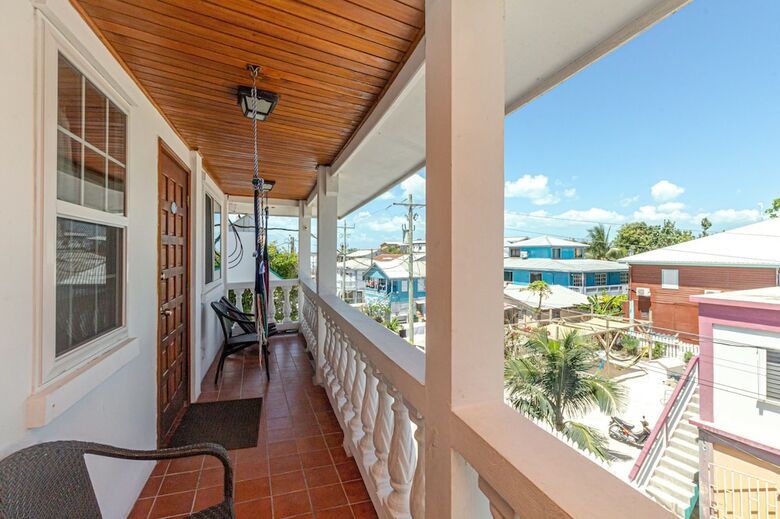 Posada Blue Tang Inn