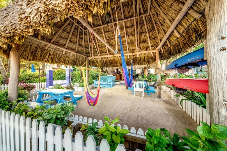 Posada Blue Tang Inn