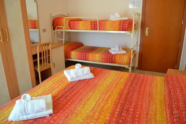 Hotel Apis