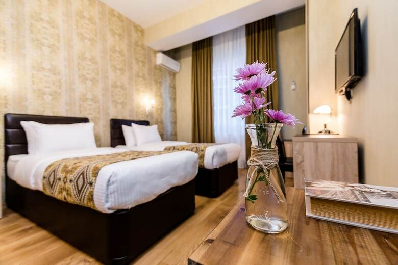 Hotel Diamond Dat Exx Company