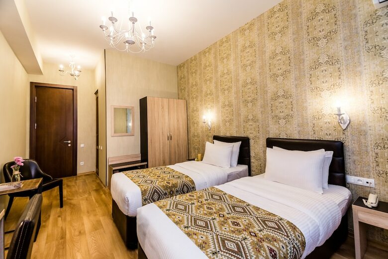 Hotel Diamond Dat Exx Company