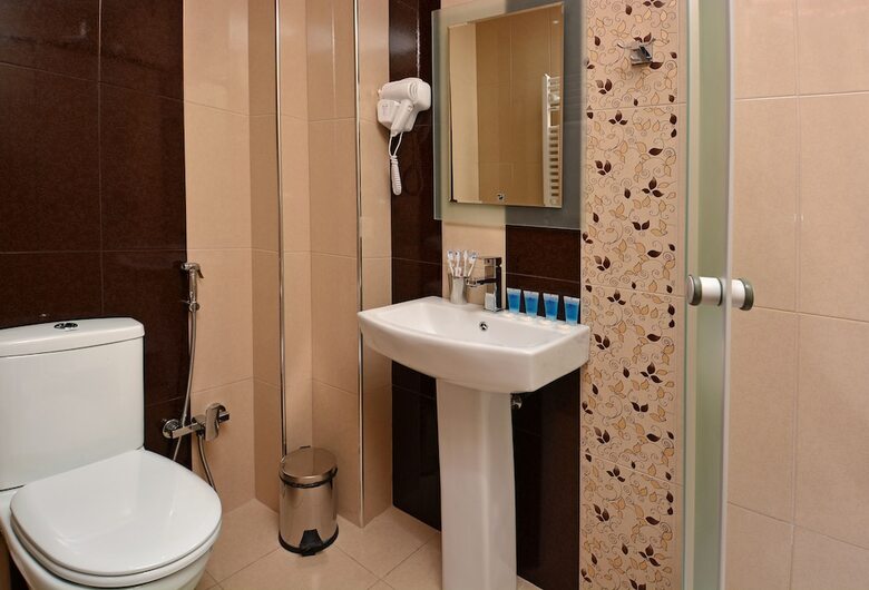 Hotel Diamond Dat Exx Company