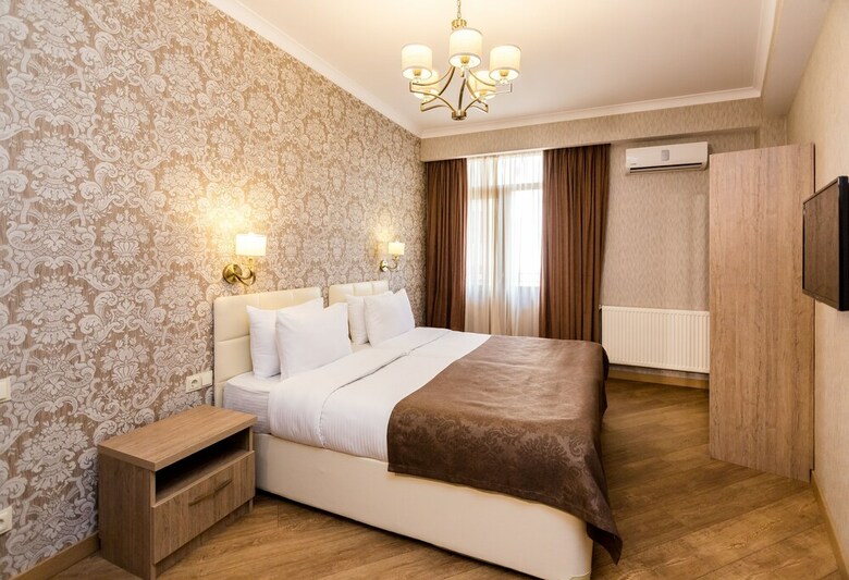 Hotel Diamond Dat Exx Company