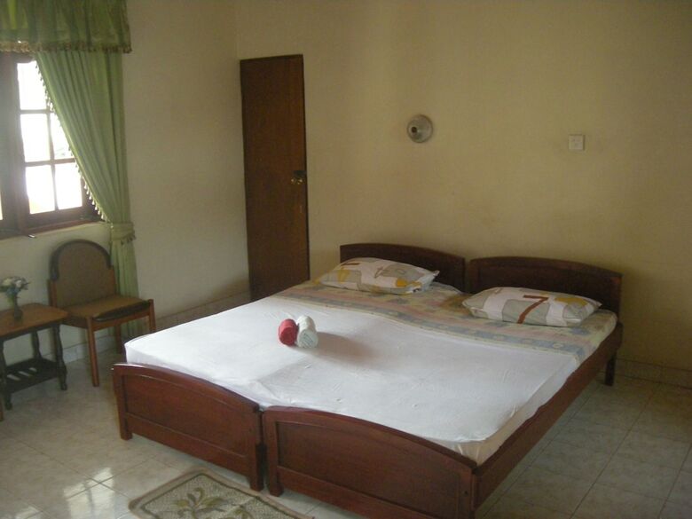Hotel Sri Lak Inn