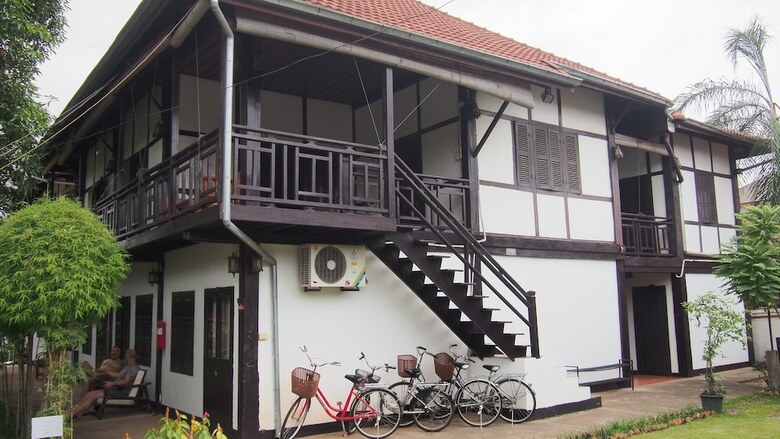 Villa Lao Traditional House Hotel