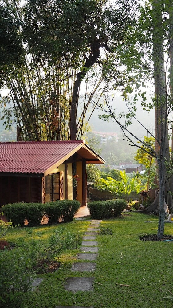 Baan Kaew Mongkorn