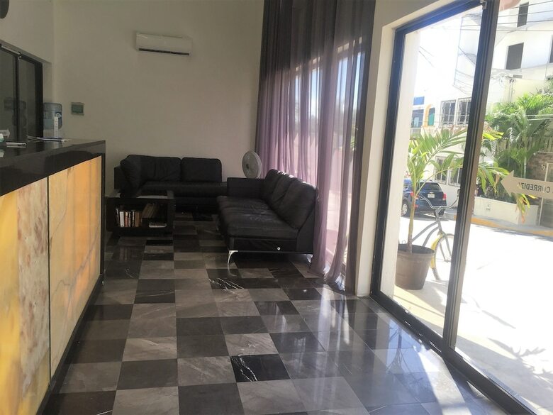 Hotel Coral Blue Beach Condo
