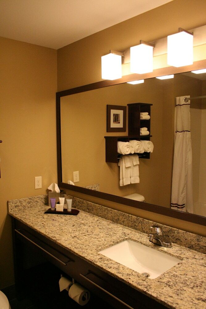 Grandstay Hotel And Suites Morris