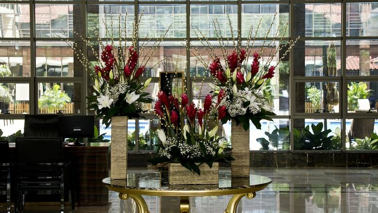 Tang Palace Hotel