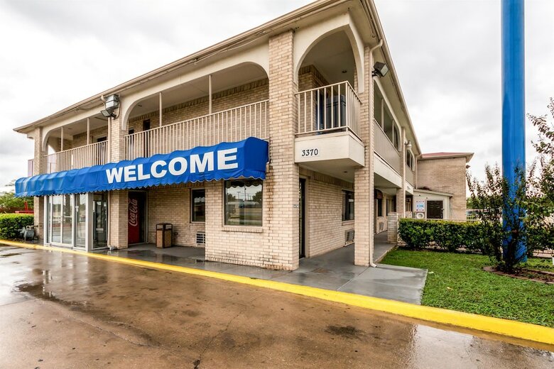 Motel 6 San Antonio, Tx - Splashtown