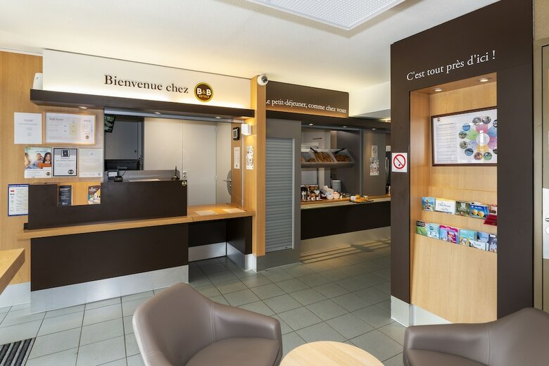 Hotel B&B H�tel Angers 1 Beaucouz�