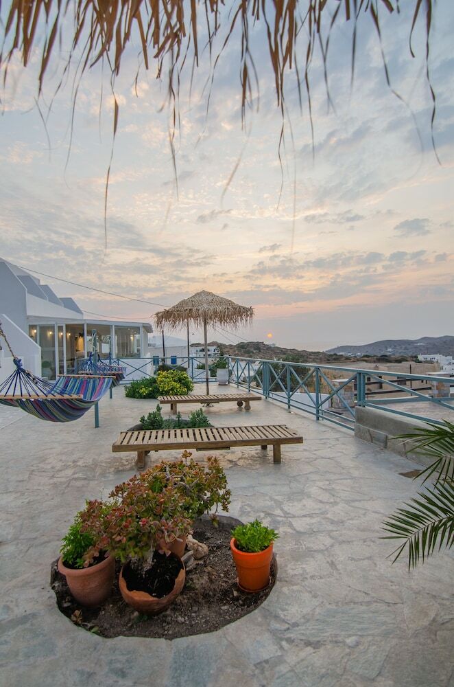 George & Irene Hotel